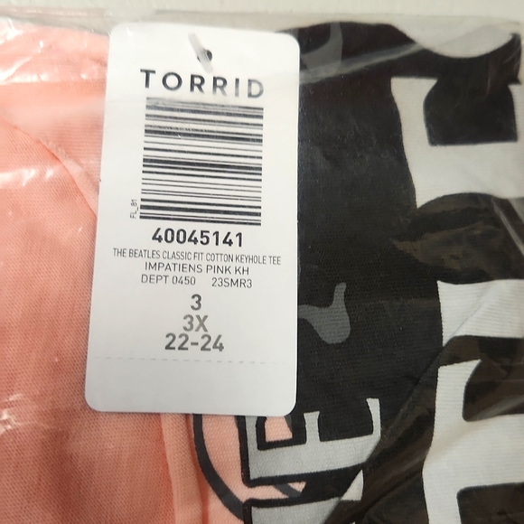❤️NWT VINTAGE TORRID - TEE THE BEATLES JOHN LENNON SGT PEPPER - PLUS SIZE - Picture 8 of 14